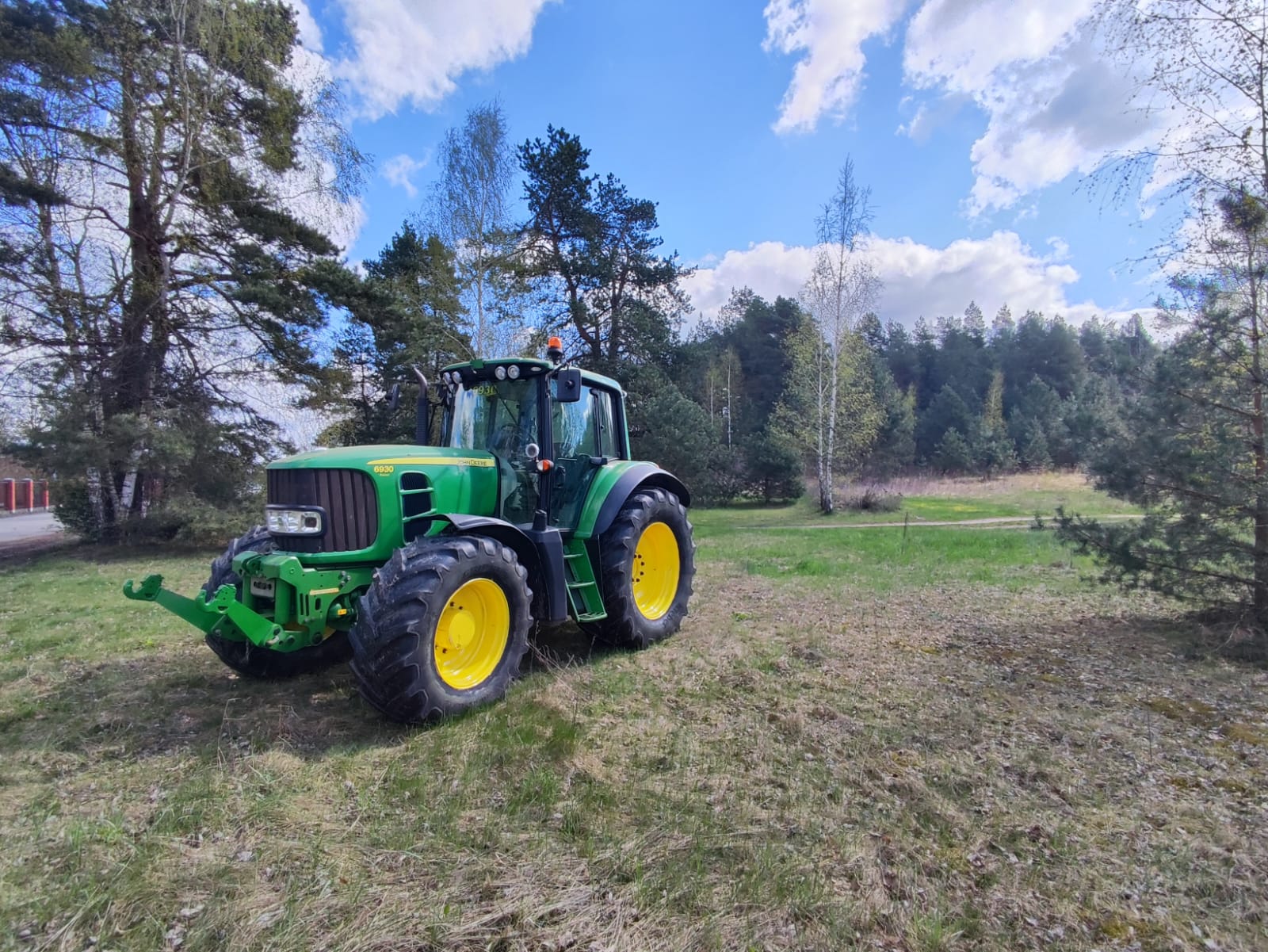 Tractor